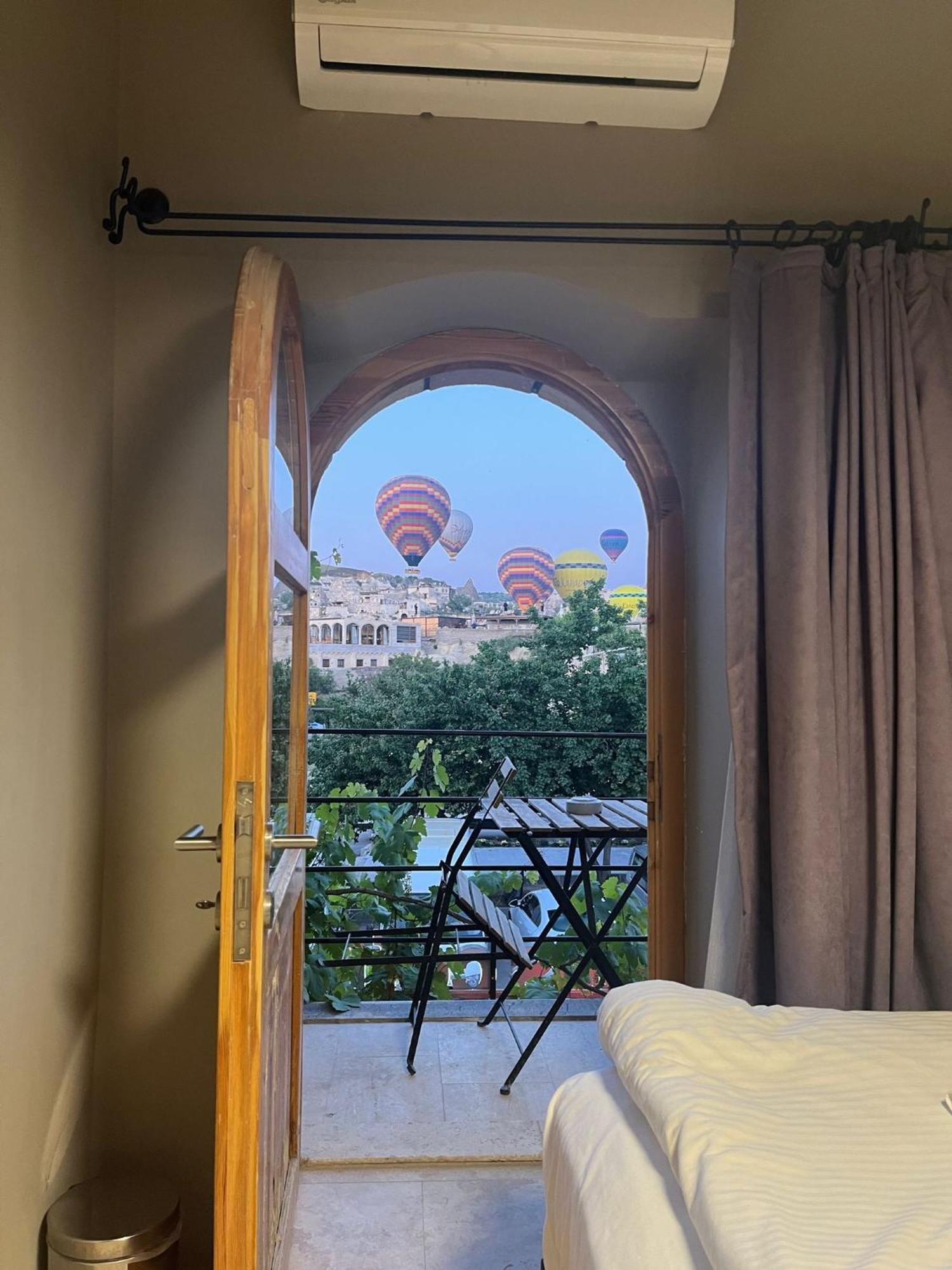 Adventure Inn Cappadocia Гьореме Екстериор снимка
